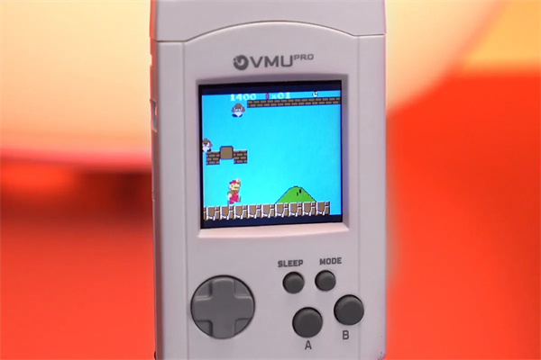 VMU Pro化身复古游戏掌机